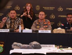 Mustofa Si ‘Wakil Nabi’ Penembak Kantor MUI Tewas Akibat Serangan Jantung Polisi Tangkap Pemasok Air Gun Libatkan Oknum Polsus Kehutanan Lampung