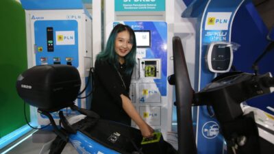 PLN Dukung Masyarakat Gunakan Motor Listrik Bisa Hemat Biaya Operasional Hingga 75%