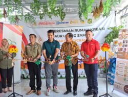 Tingkatkan Pemanfaatan Sampah BSI New Normal dan CCEP Indonesia Resmikan Rumah Kreasi Daur Ulang Sampah Sekar Handycraft