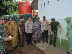 Hadiri Launching Program TNI-AD Manunggal Air Kasrem 043/Gatam Ajak Masyarakat Untuk Menjaga Dan Memelihara Fasilitas Dengan Sebaik-baiknya