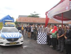 Pastikan Aman Polresta Bandar Lampung Kawal Distribusi Logistik Pemilu Dari Gudang KPU Menuju PPK