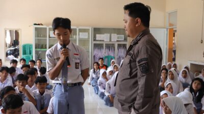 JMS KEJATI Lampung Bersama SMAN 16 Bandar Lampung Cegah Kenakalan Remaja dengan Kenali Hukum Jauhi Hukuman