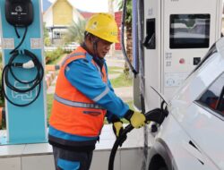 Mobil Listrik Melaju Aman di Sepanjang Tol Lampung, PLN Sediakan 25 Unit SPKLU di 17 Rest Area