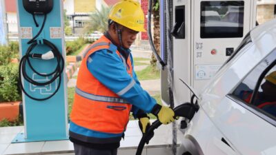 Mobil Listrik Melaju Aman di Sepanjang Tol Lampung, PLN Sediakan 25 Unit SPKLU di 17 Rest Area