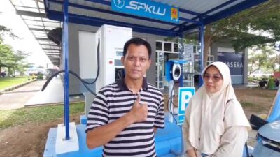 Puluhan Pemudik Pengguna Mobil Listrik Mengaku Nyaman Ngecas di Rest Area Tol Lampung, PLN Tuai Pujian