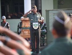 Upacara Bulanan Danrem 043/Gatam Sampaikan Beberapa Penekanan Panglima TNI