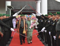 Terima Pasukan Danrem 043/Gatam Siap Lanjutkan Tugas