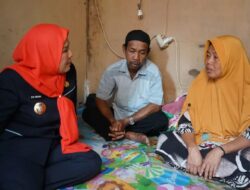Walikota Bandar Lampung Sambangi Rumah Duka Korban Tenggelam Di Kecamatan Bumi Waras