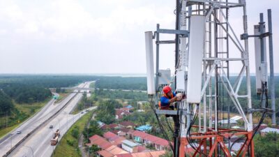 XL Axiata Berhasil Raih Kinerja Solid di Tahun 2024 Pendapatan Naik 6%, Laba Bersih Naik 45%