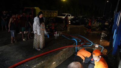 Walikota Bongkar Sejumlah Saluran Drainase di Kecamatan Panjang