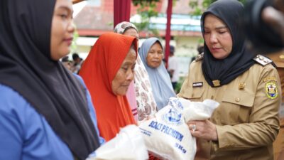 Pemerintah Kota Bandar Lampung Distribusikan Bantuan Beras untuk Kesejahteraan Keluarga