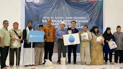 Karyawan XL Axiata dan Bank Indonesia Serahkan Bantuan dan Buka Bersama Disabilitas Netra di Medan
