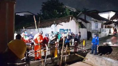 Satuan Tugas (Satgas) Gabungan Pemerintah Kota Bandar Lampung Langsung Bergerak Melakukan Penanganan di Lapangan