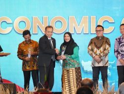 Bentuk Apresiasi Atas Keberhasilan Pemerintah Kota Bandar Lampung Walikota Raih Penghargaan Dari Menteri Koperasi Indonesia