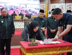 Pemerintah Kota Bandar Lampung Bersama DPRD Kota Bandar Lampung Resmi Menetapkan Rancangan Peraturan Daerah (Raperda) Tentang Pengelolaan Barang Milik Daerah (BMD) menjadi Peraturan Daerah (Perda)